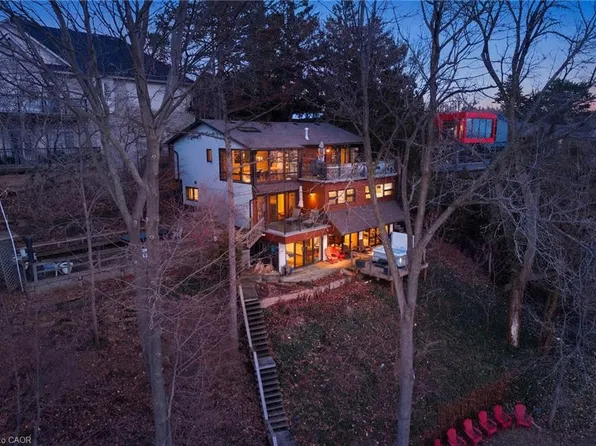 868 Danforth Pl, Burlington, ON L7T 1S2