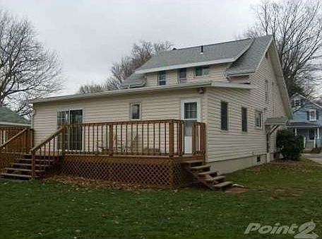 8 N. Washington exterior rear