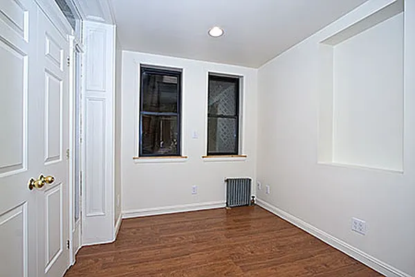 Rented by Barkoff Residential  | media 35