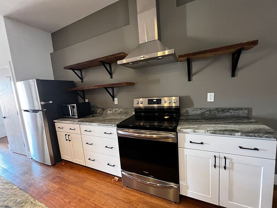 The Doyne Apartments 142 N Main St Farmville, VA Zillow