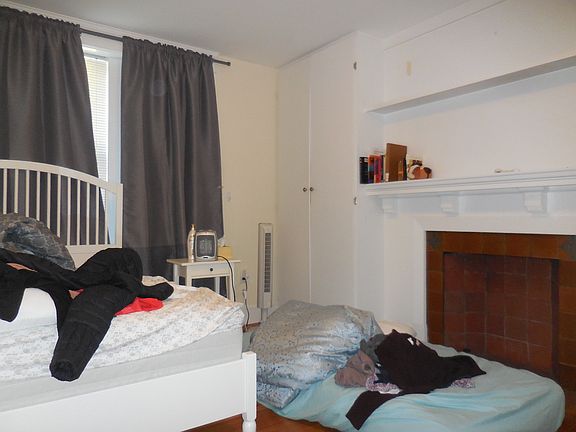 4th image of 313 Saint Paul St #1F