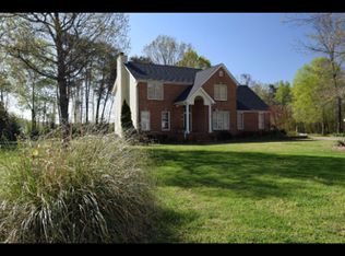 148 Willow Creek Dr, Soddy Daisy, TN 37379