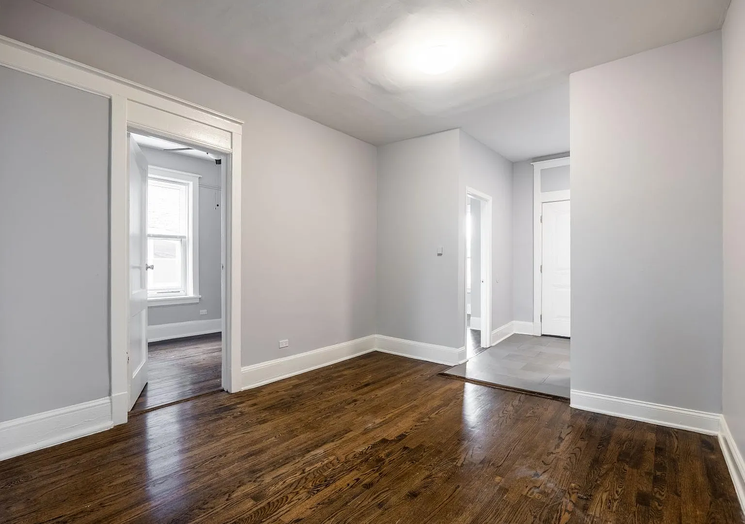 1251 W Rosemont Ave — Photo 3