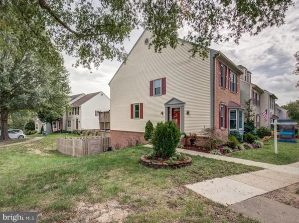 6325 Mary Todd Ct, Centreville, VA 20121