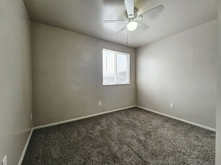 107 University Dr #1 — Photo 10