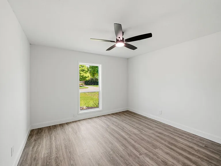 10406 Broadstairs St — Photo 7
