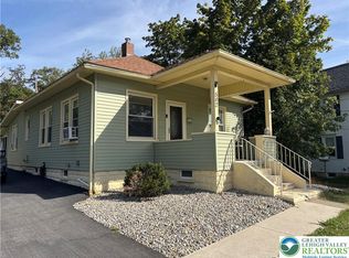 542 W Center St, Wind Gap, PA 18091