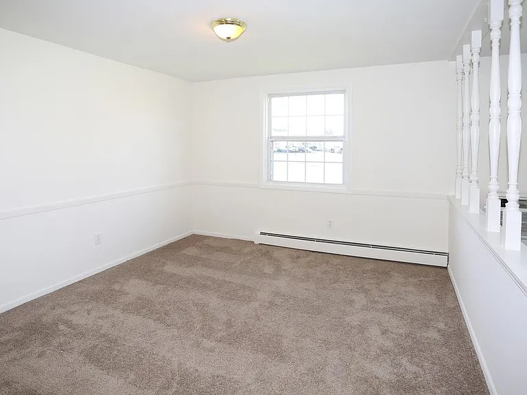 Plymouth Meeting Apartments — Photo 6