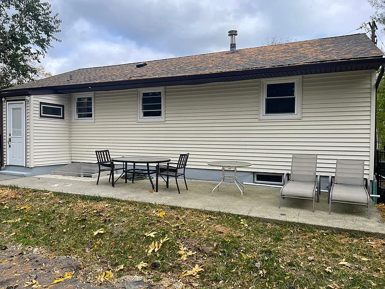 2 Sylcox Rd — Photo 19
