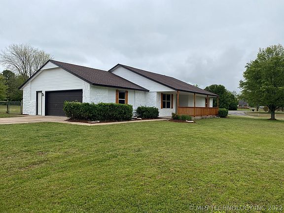 4th image of 9925 Rosewood Dr