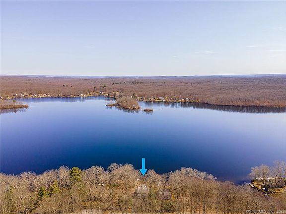 3rd image of 34 Lakewood Dr