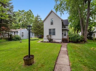 3004 Edina Blvd, Zion, IL 60099