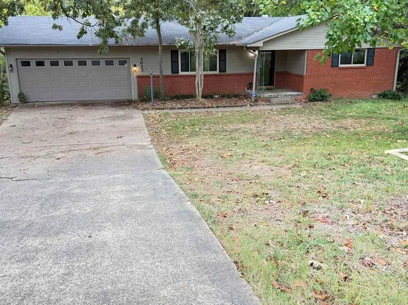 3013 Salem Rd, Benton, AR 72019