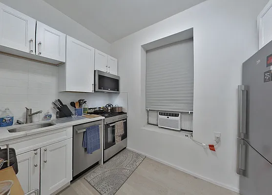 Rented by Platinum Properties | media 26