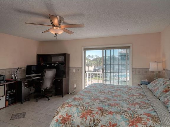 3rd image of 2051 Vista Del Sol Cir