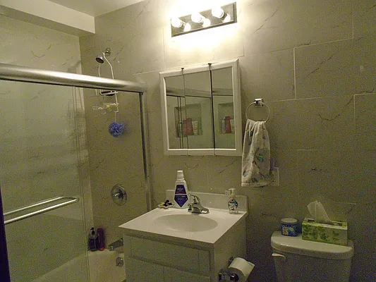 Rented by 18 REALTY | media 8