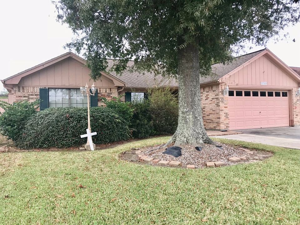 1st image of 2705 Saba Ln