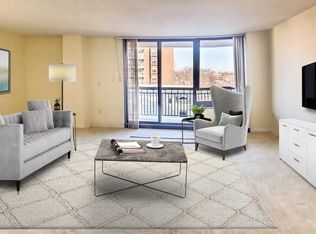 50 Longwood Ave APT 611, Brookline, MA 02446