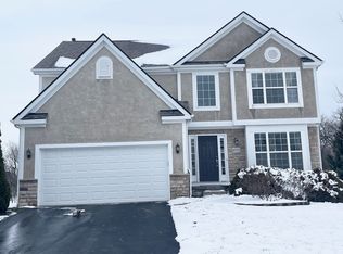 6570 Shady Lake Ct, Lewis Center, OH 43035