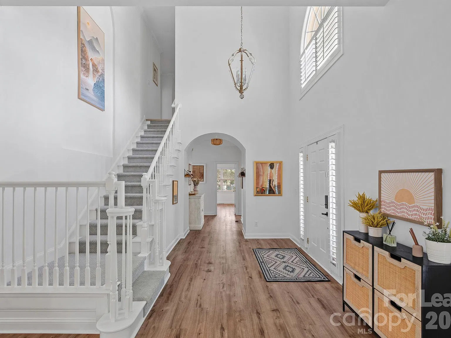 5 bed, 3.0 bath, 3230 sqft, $2,500 — Photo 3