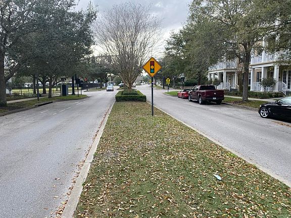 5th image of 4250 Corrine Dr