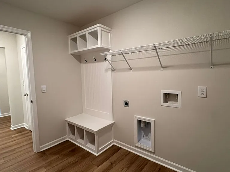 28 Coolidge Dr — Photo 13
