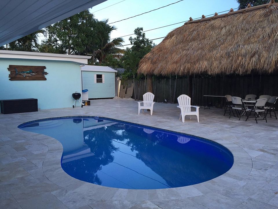 For Sale: 8920 SW 199th St, Cutler Bay, FL 33157