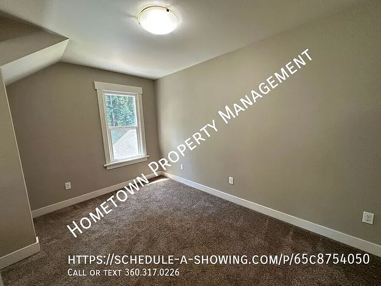 6231 Martin Way E — Photo 14