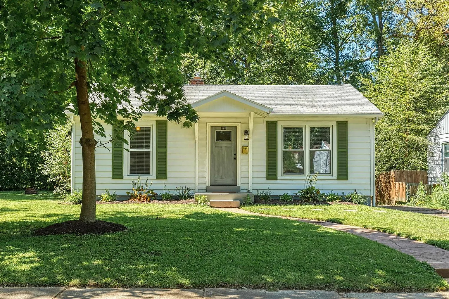 1207 Avery Ct photo 1