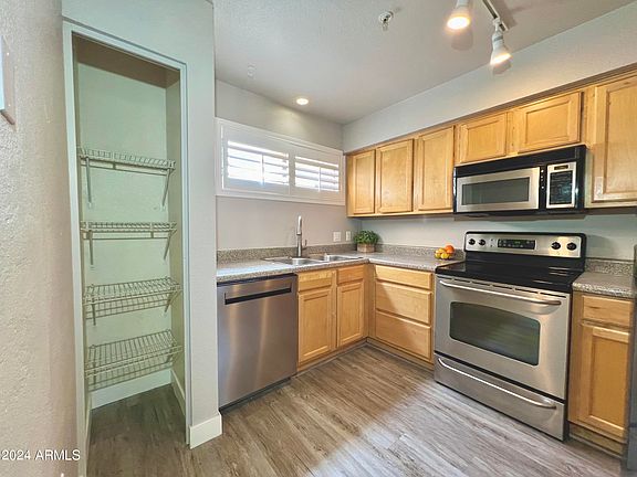 5th image of 11640 N 51ST Avenue #236