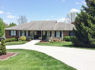 1316 Travis Dr, Richmond, KY 40475