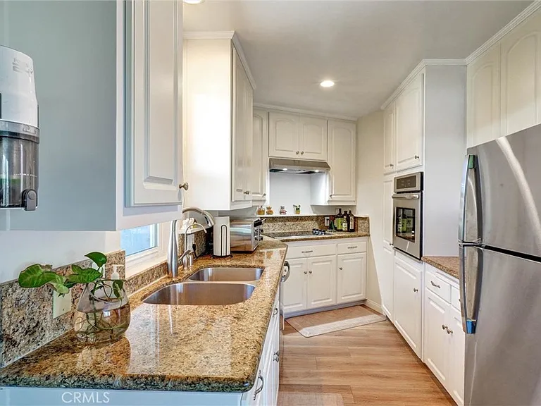 31561 Table Rock Dr #418 — Photo 2