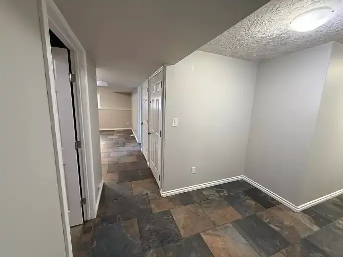 2 bed, 1.0 bath, $1,650 — Photo 4