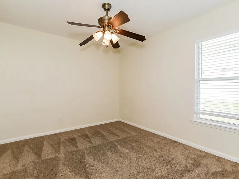 3460 Live Oak Hollow Dr — Photo 11