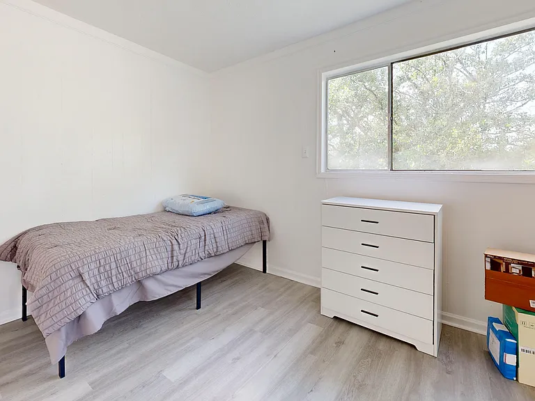850 Reynolds Ln — Photo 14