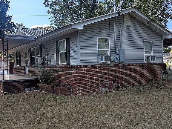 3rd image of 244 West Ave