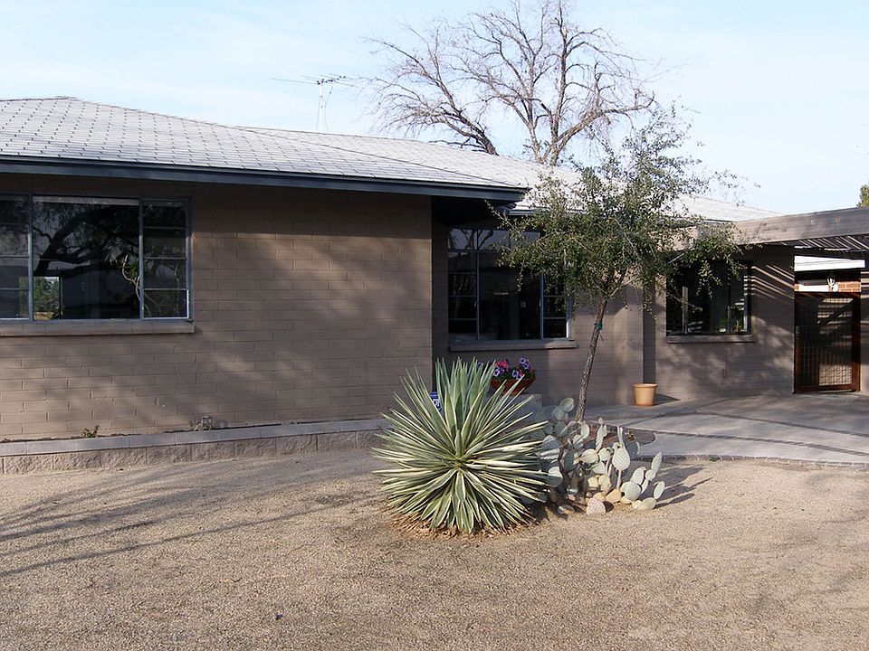1st image of 958 W Campus Dr