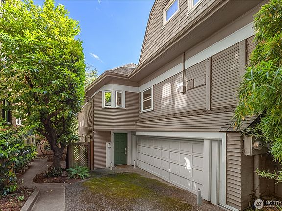 2nd image of 111 W Kinnear Place