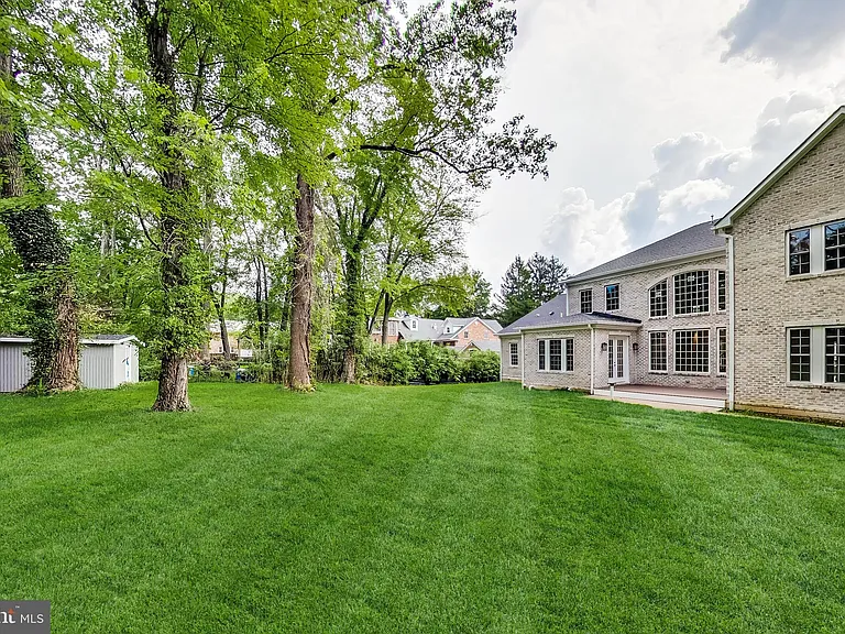 3104 Sleepy Hollow Rd — Photo 88