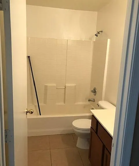 6908 S 7th Ln — Photo 14