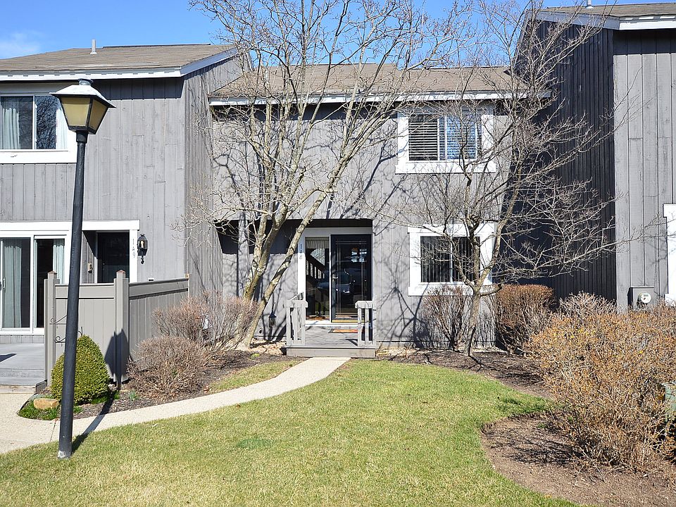 1st image of 148 Twin Lakes Dr