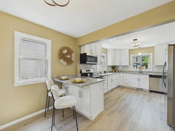 2612 Georgia Ave S, Saint Louis Park, MN 55426