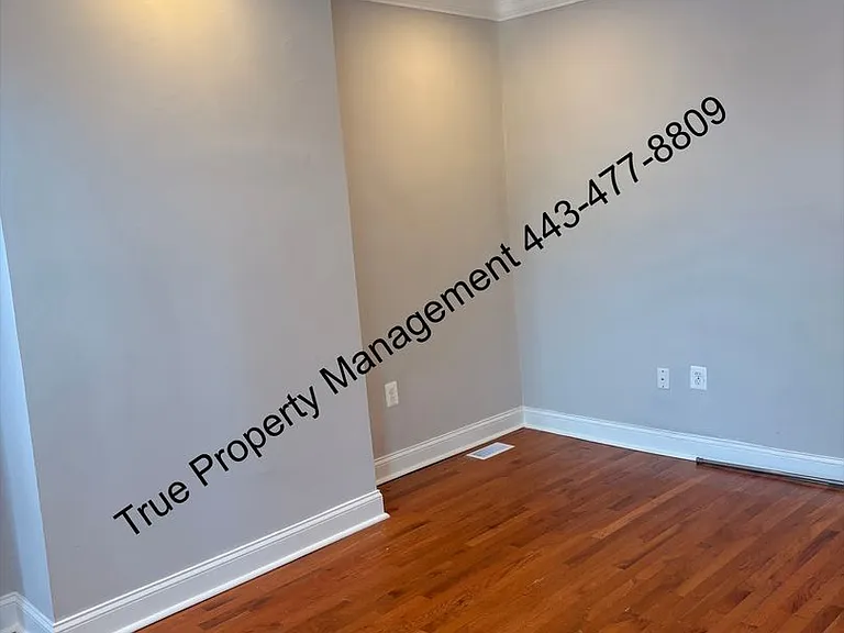 834 N Stricker St — Photo 2