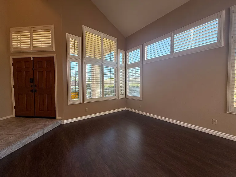 216 Richmond Park Pl — Photo 7
