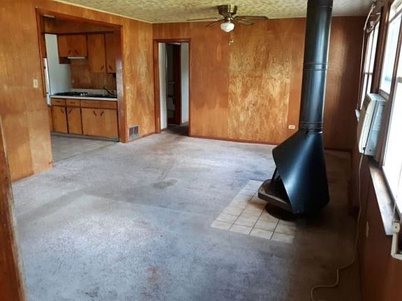 5th image of 737 Franklin Ave