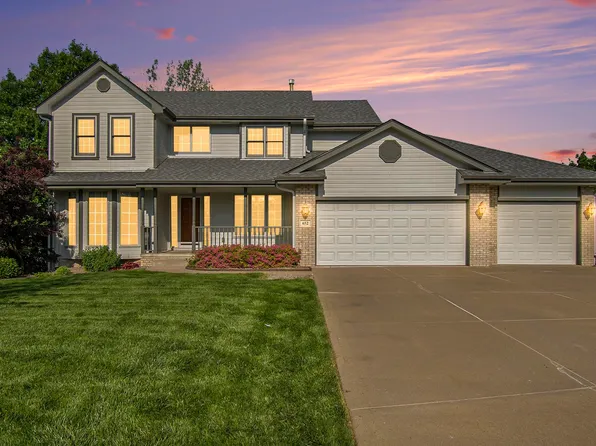 652 Caribou Cir, Papillion, NE 68046
