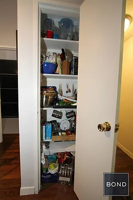 Rented by Bond New York | media 43