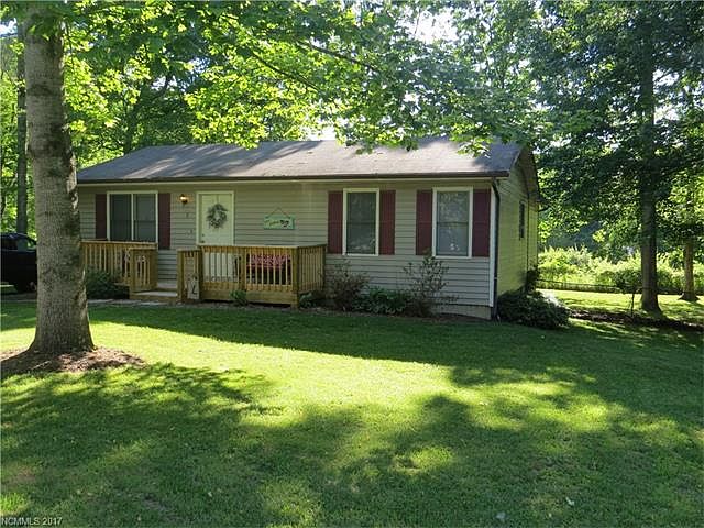 1st image of 3 Laurel Brook Dr