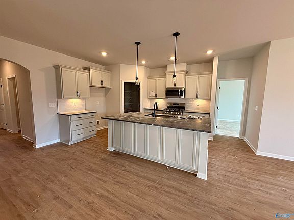 7th image of this home