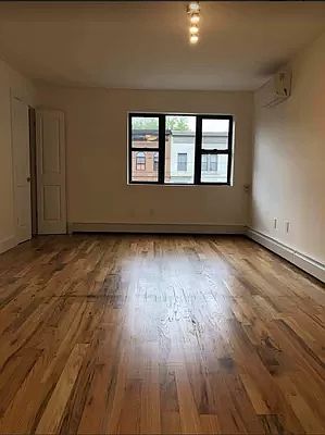 5th image of 200 Pulaski St #3A